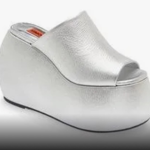 Simon Miller bubble faux leather platforms. NWOT - Picture 3 of 10